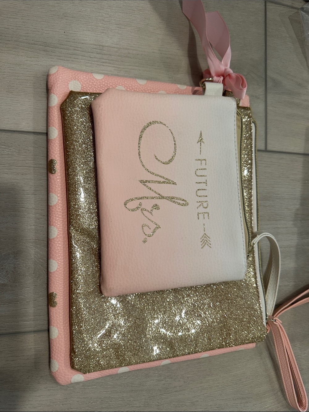 Pink & Gold Glitter Wristlet Set - Mrs. Pouch